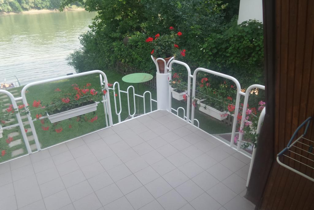 Tiszavirag Nyaralohaz Villa Seghedin Exterior foto