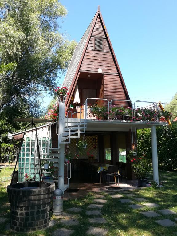 Tiszavirag Nyaralohaz Villa Seghedin Exterior foto