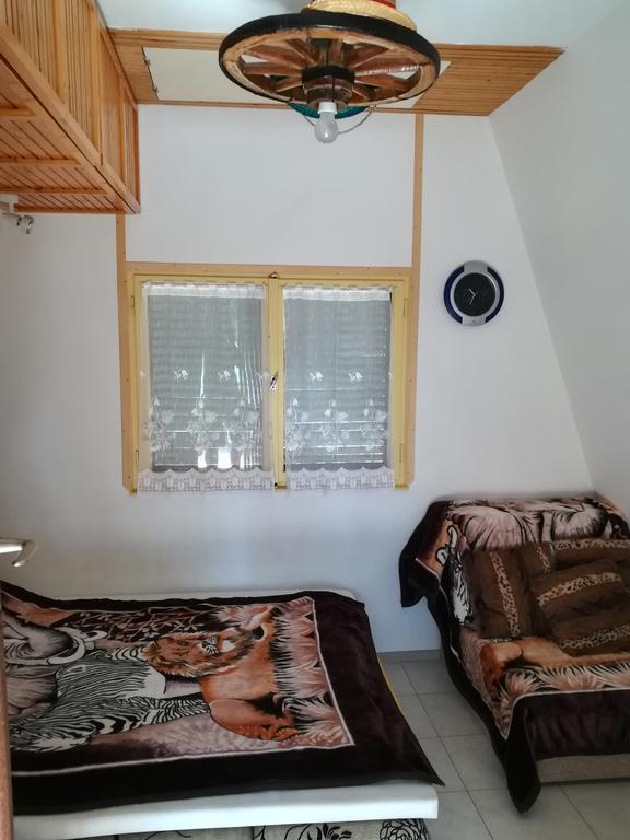 Tiszavirag Nyaralohaz Villa Seghedin Exterior foto